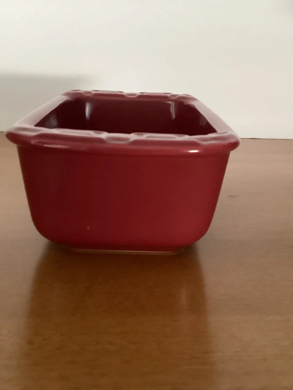 Longaberger Pottery paprika red “Woven Traditions” Mini Loaf Pan-Very Nice